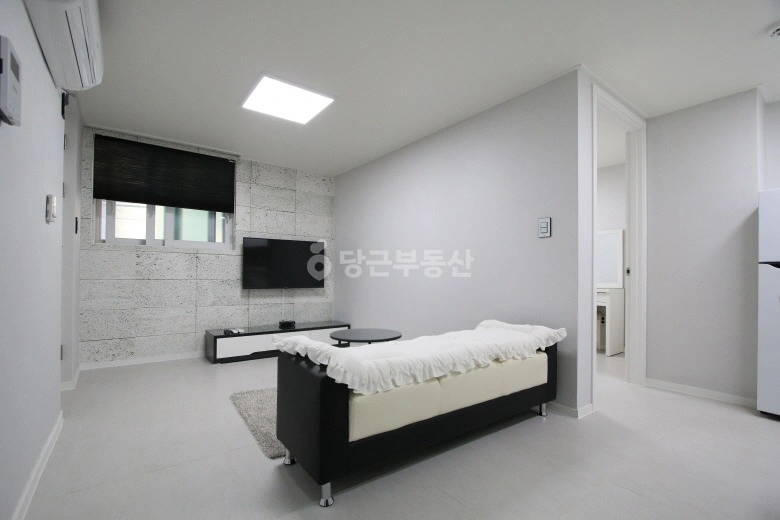 서울특별시 강남구 신사동 원룸 사진 1