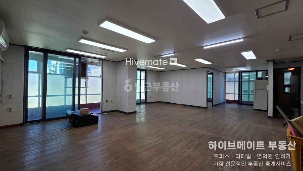 서울특별시 강남구 논현동 사무실 사진 1