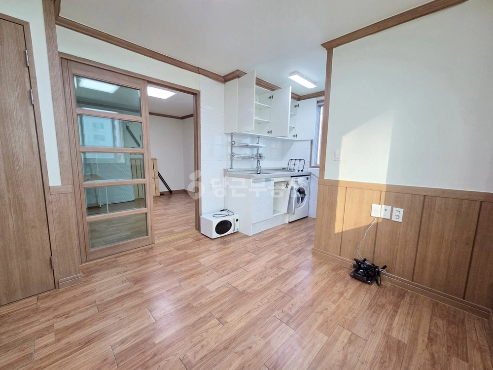 부산광역시 중구 영주동 원룸 사진 1