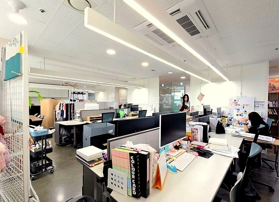 서울특별시 강남구 신사동 사무실 사진 1