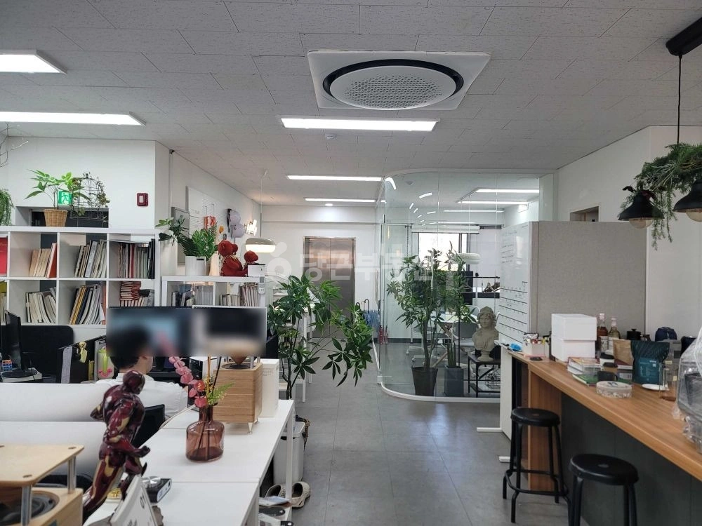 서울특별시 강남구 역삼동 사무실 사진 1