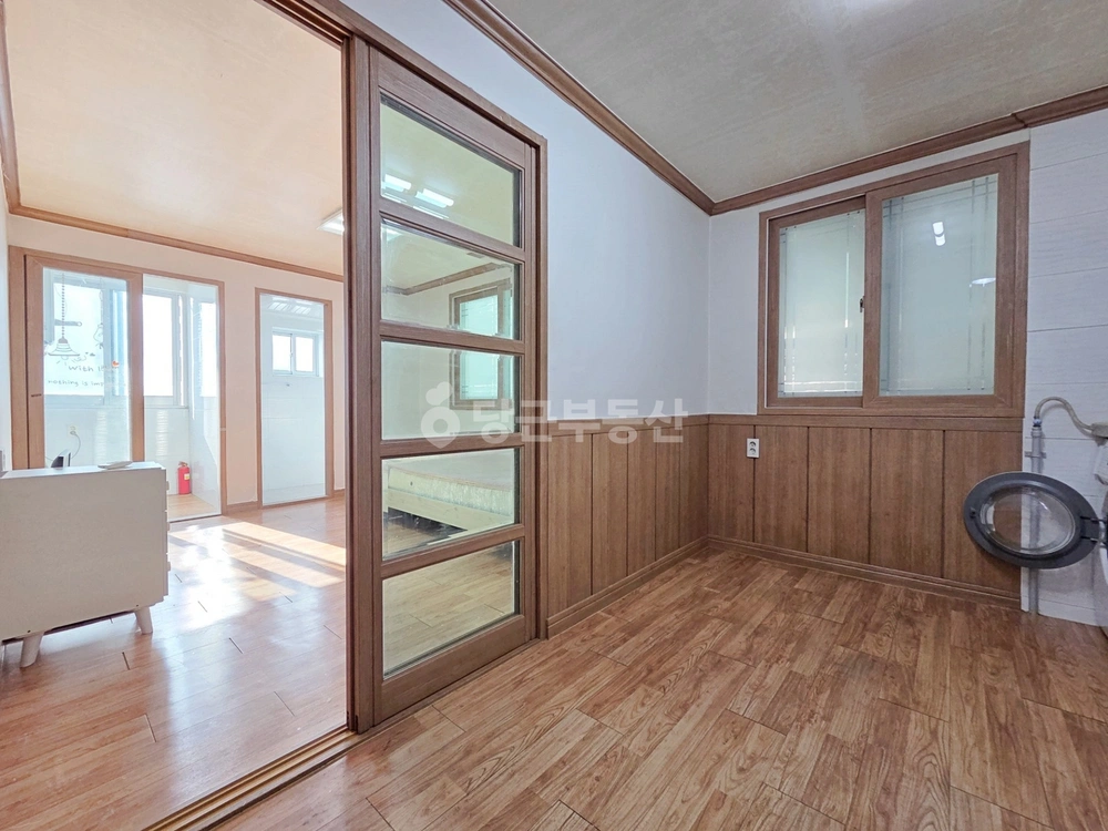 부산광역시 중구 영주동 원룸 사진 1