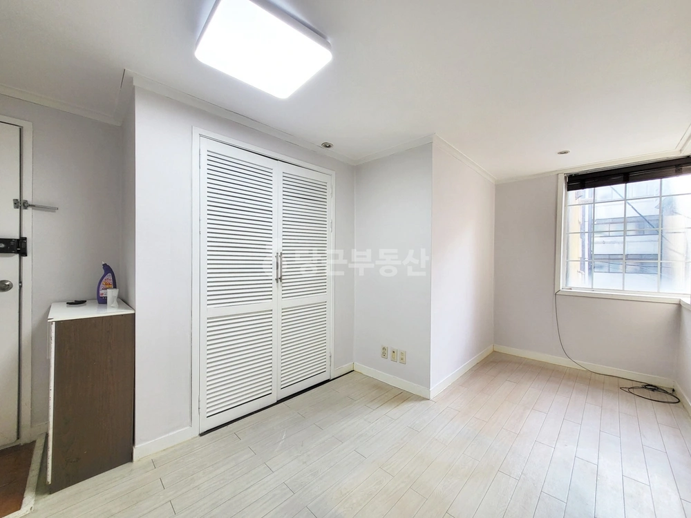 서울특별시 서초구 잠원동 원룸 사진 1