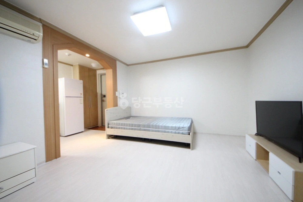 대전광역시 서구 용문동 원룸 사진 1