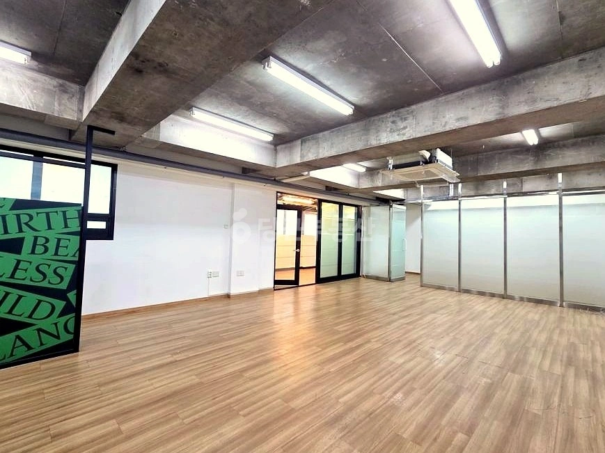 서울특별시 강남구 논현동 사무실 사진 1