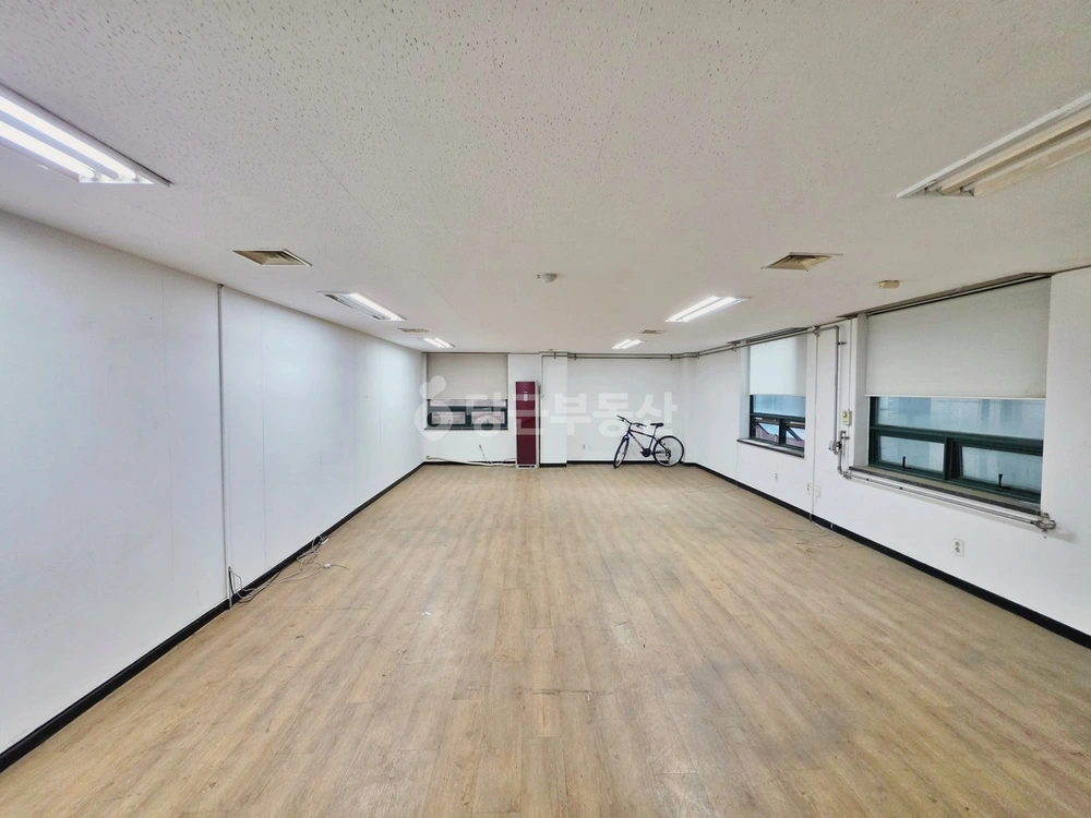 서울특별시 강남구 역삼동 사무실 사진 1