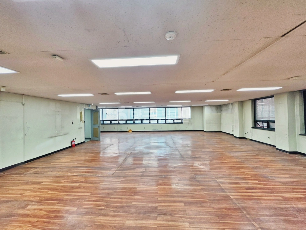 서울특별시 강남구 역삼동 사무실 사진 1