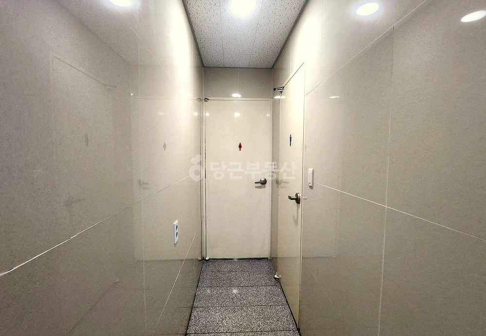 서울특별시 강남구 논현동 사무실 사진 1