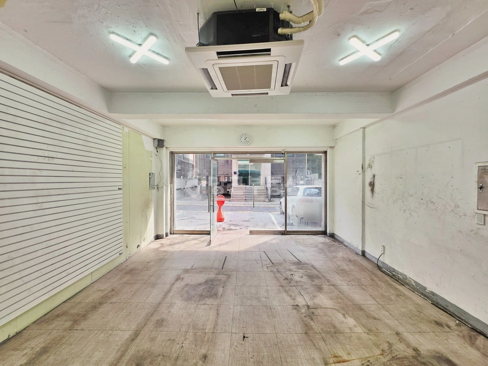 서울특별시 강남구 역삼동 상가 사진 1