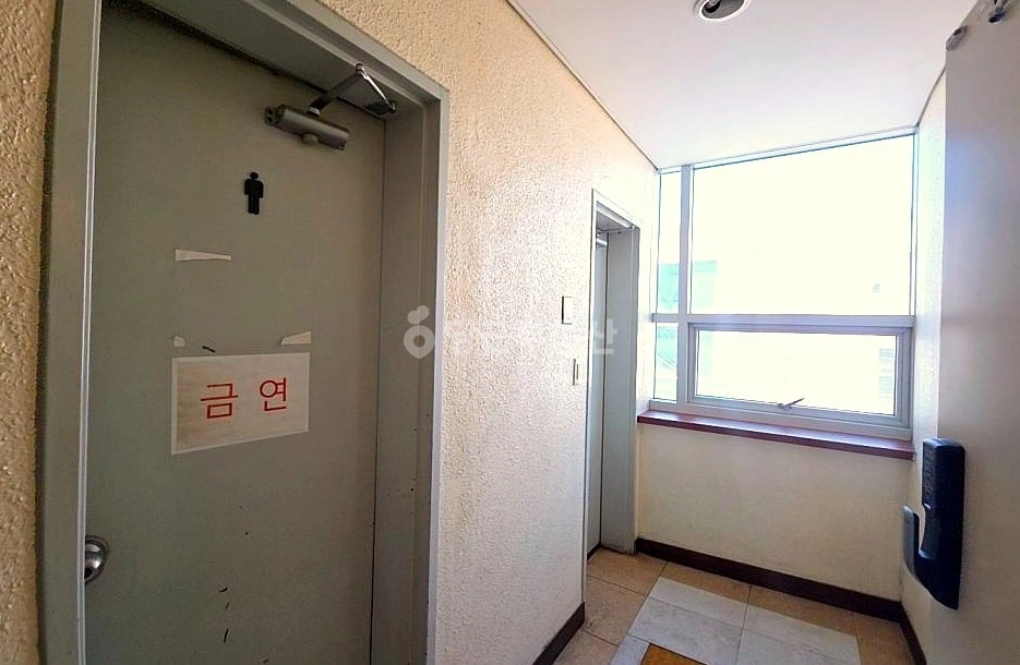 서울특별시 강남구 역삼동 사무실 사진 1