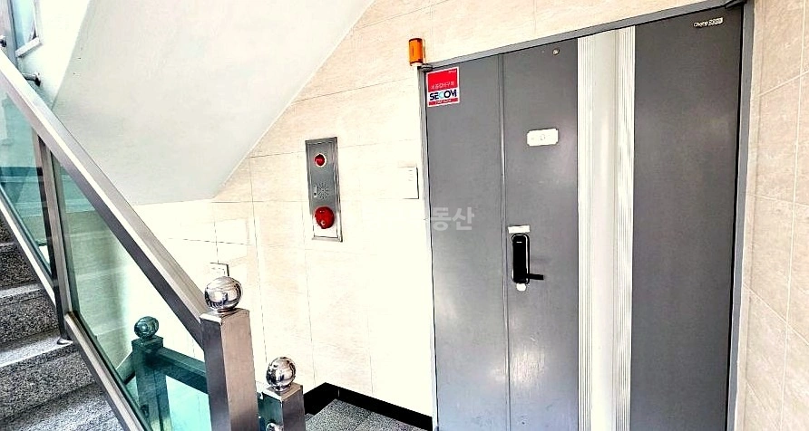서울특별시 강남구 역삼동 사무실 사진 1