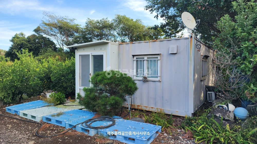 제주특별자치도 서귀포시 남원읍 토지 사진 1