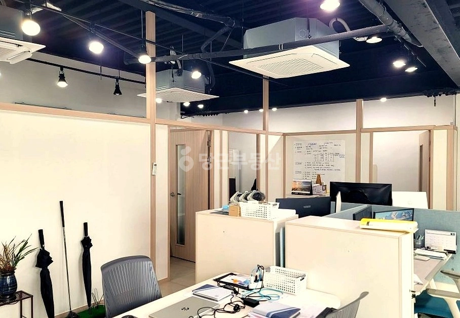 서울특별시 강남구 논현동 사무실 사진 1