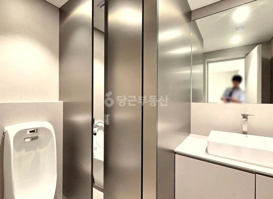 서울특별시 강남구 논현동 사무실 사진 1
