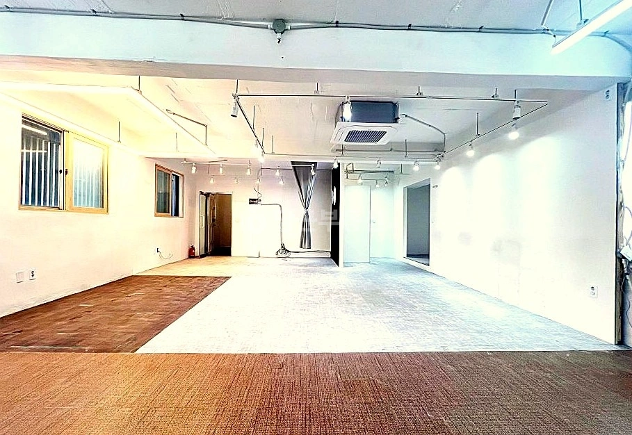 서울특별시 강남구 신사동 사무실 사진 1