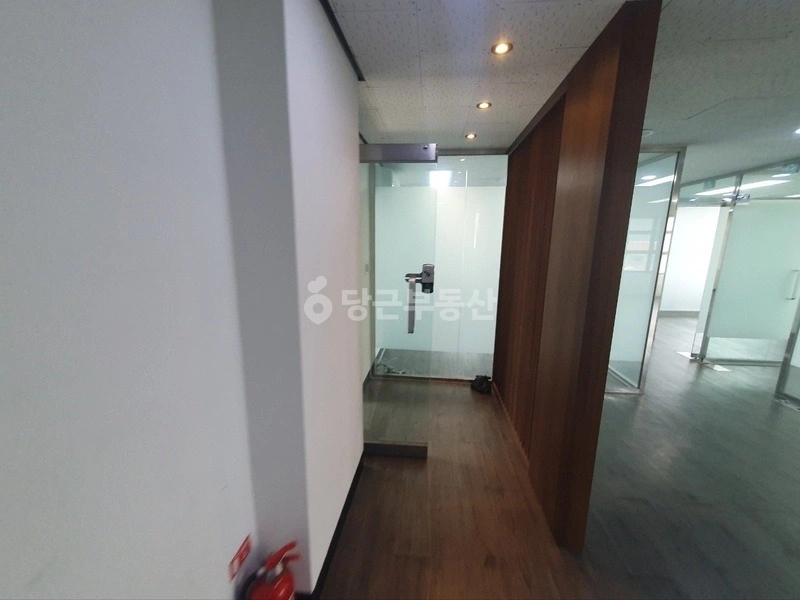 서울특별시 강남구 논현동 사무실 사진 1