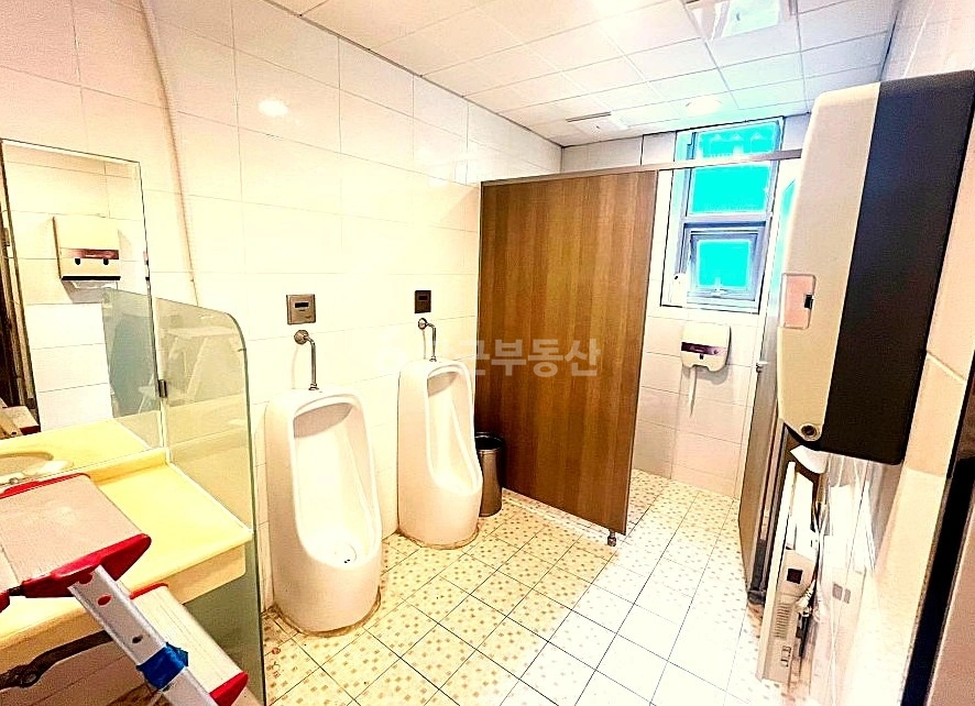 서울특별시 강남구 신사동 사무실 사진 1