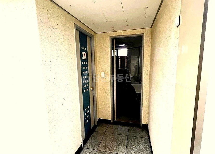 서울특별시 강남구 신사동 사무실 사진 1