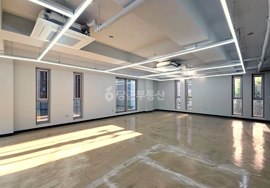 서울특별시 강남구 논현동 사무실 사진 1