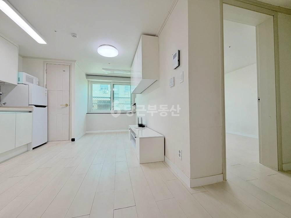 서울특별시 서대문구 연희동 원룸 사진 1