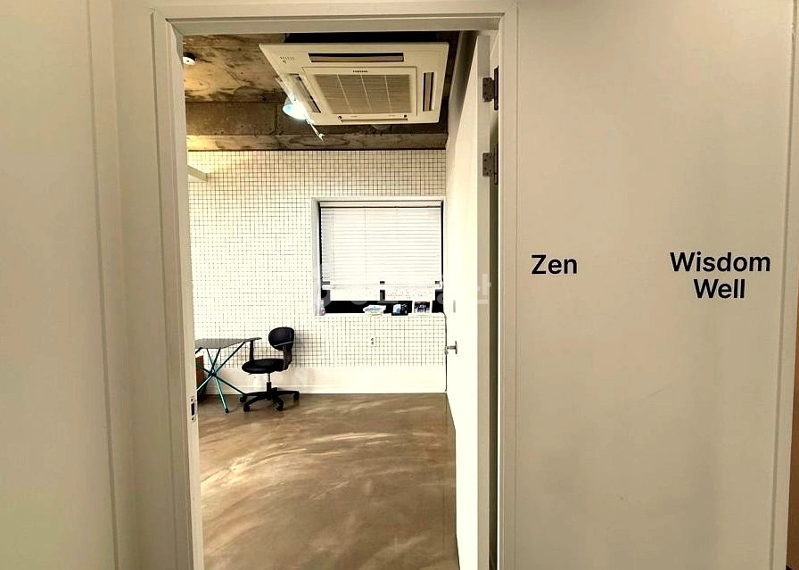 서울특별시 강남구 신사동 사무실 사진 1
