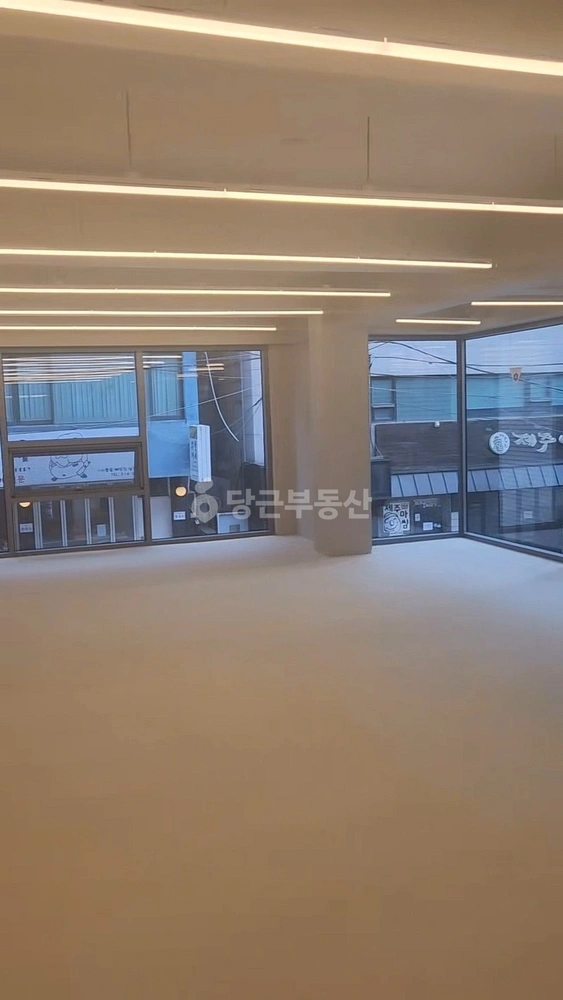 서울특별시 강남구 신사동 사무실 사진 1