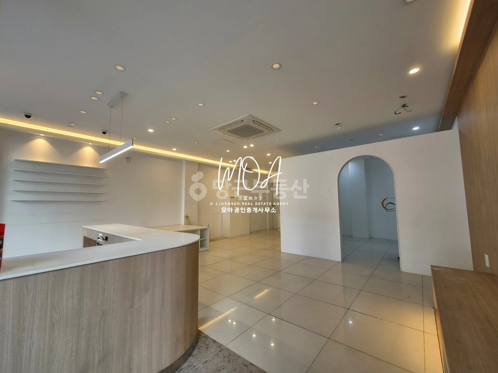 전남광주통합특별시 남구 주월동 상가 사진 1