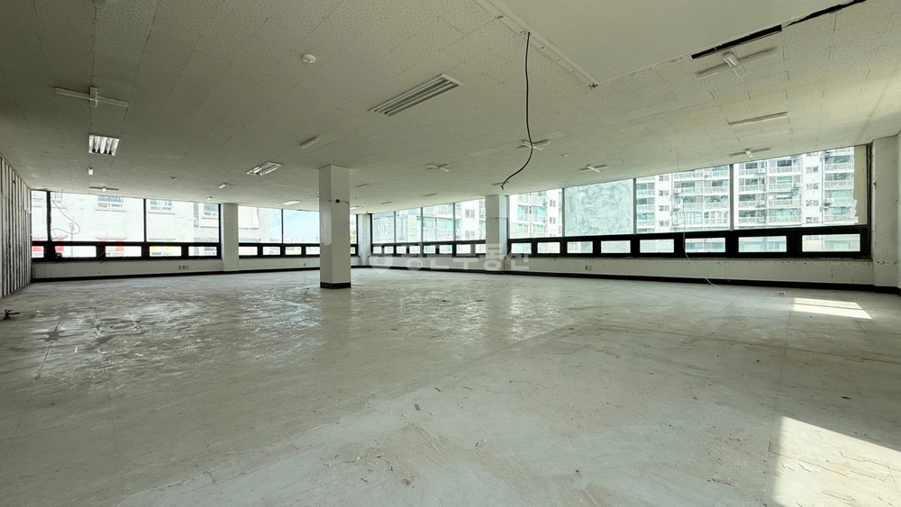 충청남도 천안시 동남구 청수동 상가 사진 1