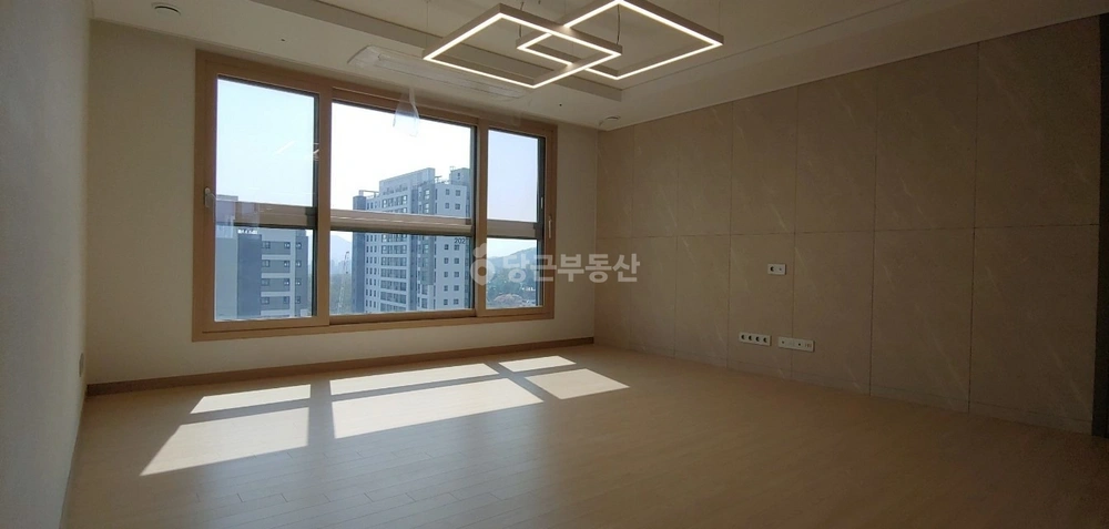 경기도 과천시 원문동 아파트 사진 1