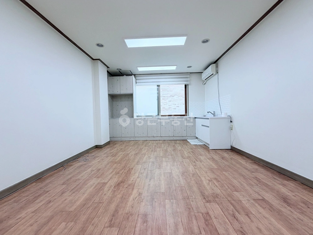 충청남도 천안시 서북구 불당동 상가 사진 1