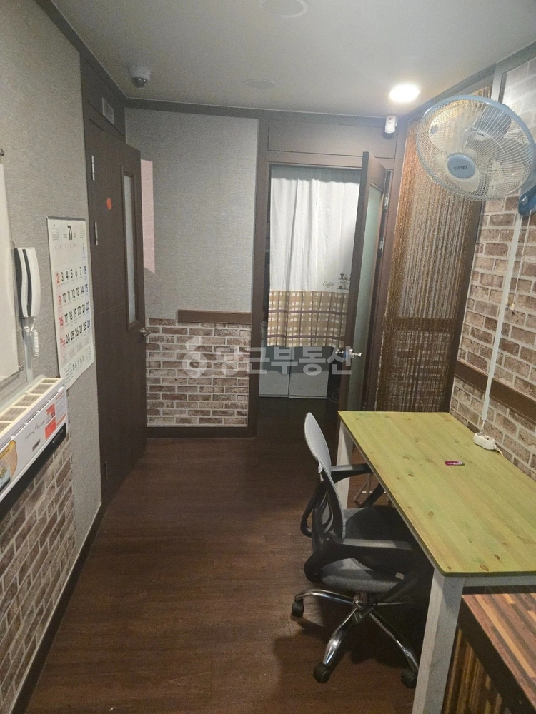 경기도 성남시 중원구 성남동 상가 사진 1
