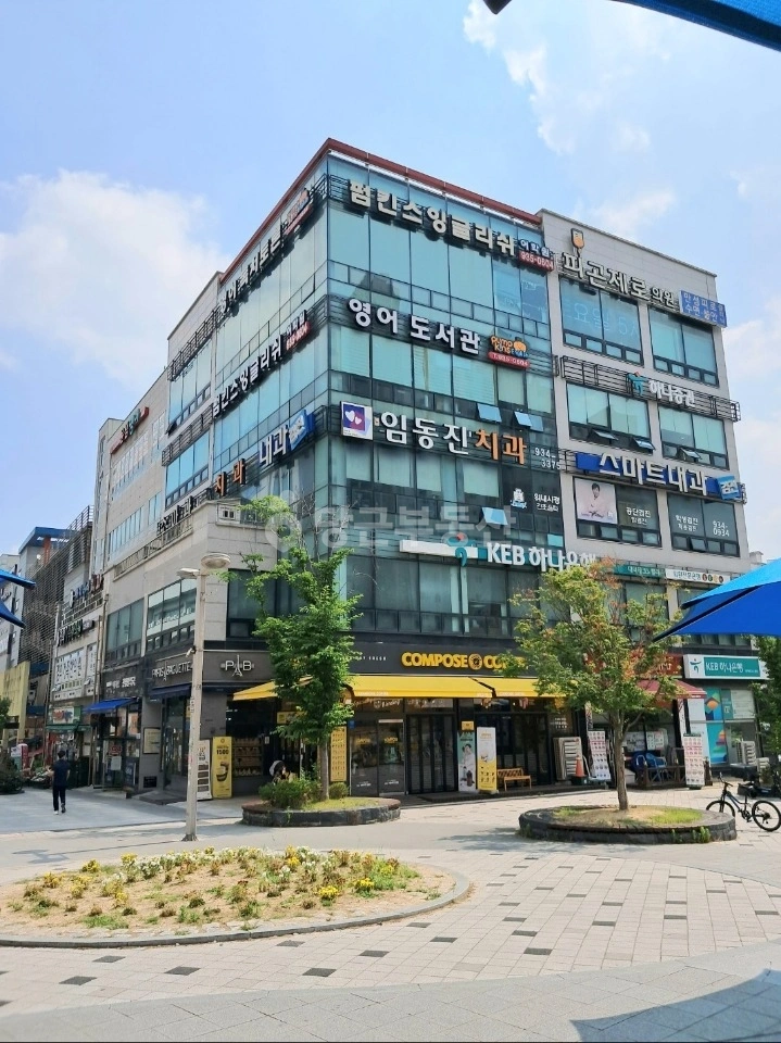 대전광역시 유성구 관평동 상가 사진 1