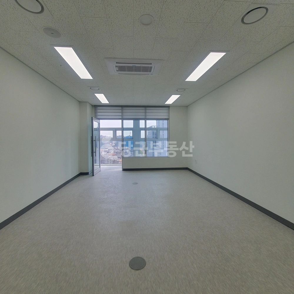 경기도 고양시 덕양구 향동동 사무실 사진 1