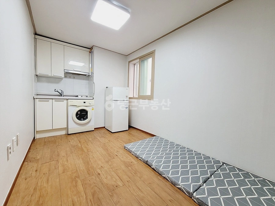 부산광역시 금정구 장전동 원룸 사진 1