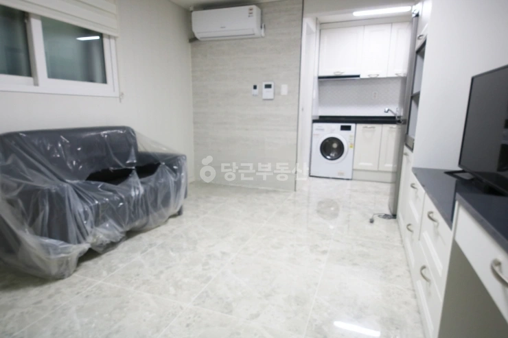 대전광역시 서구 월평동 원룸 사진 1