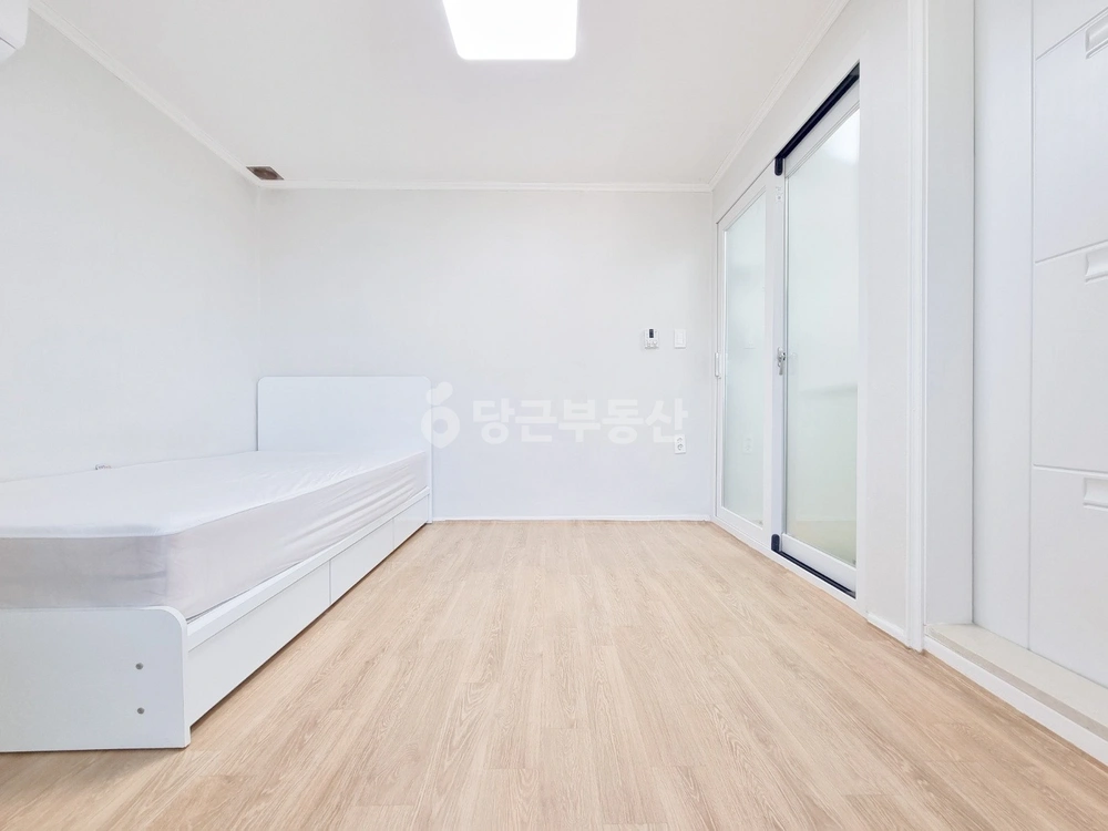 대전광역시 서구 월평동 원룸 사진 1