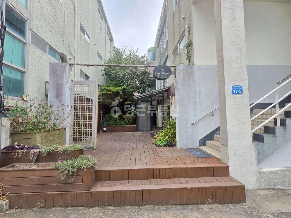 제주특별자치도 제주시 연동 상가 사진 1