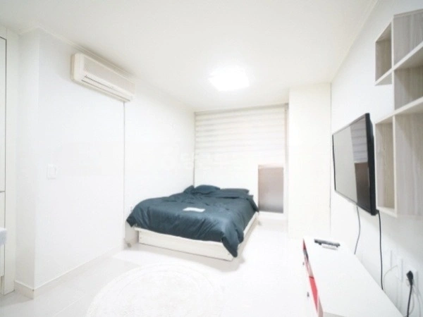서울특별시 강남구 역삼동 원룸 사진 1