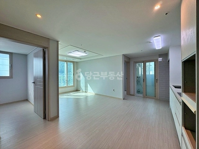 부산광역시 사하구 하단동 아파트 사진 1
