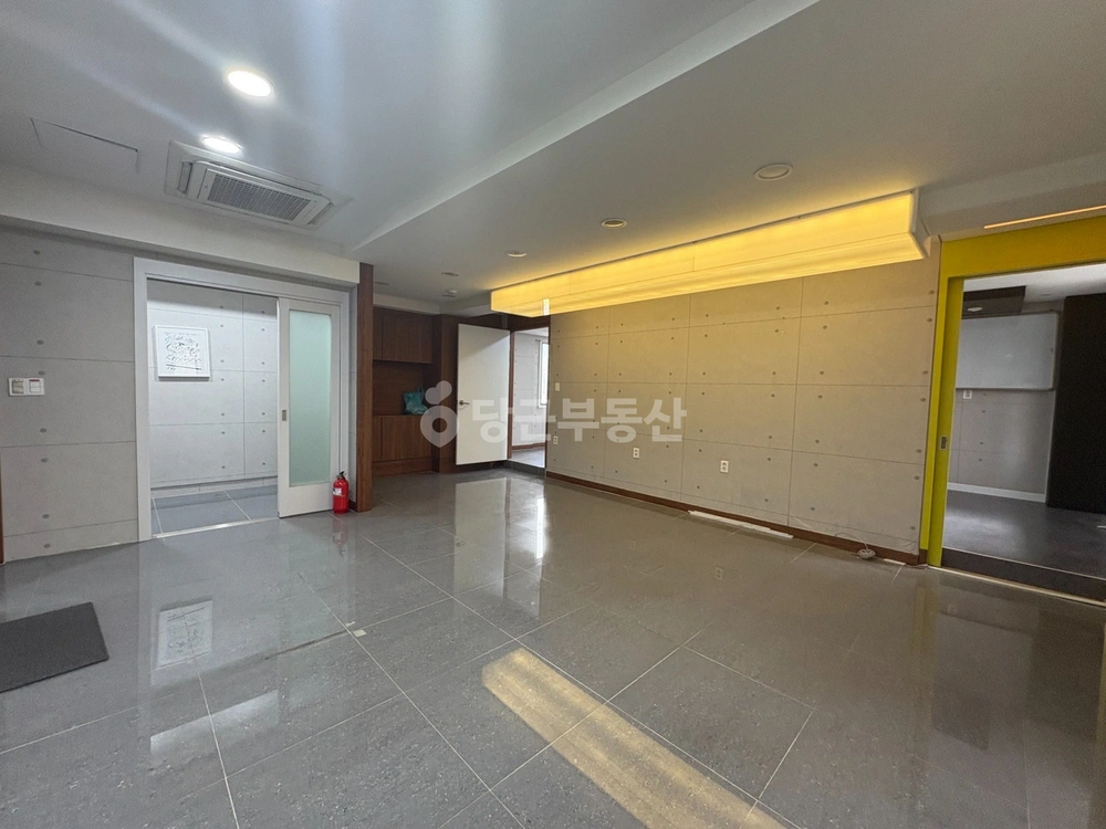 서울특별시 강남구 논현동 사무실 사진 1
