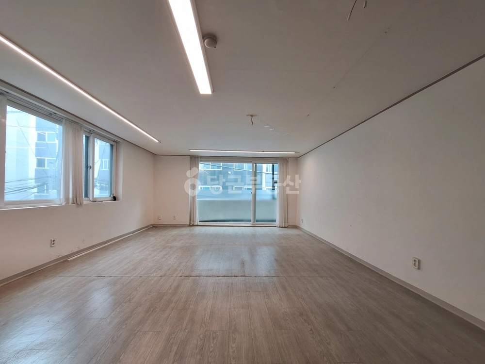 서울특별시 마포구 동교동 상가 사진 1