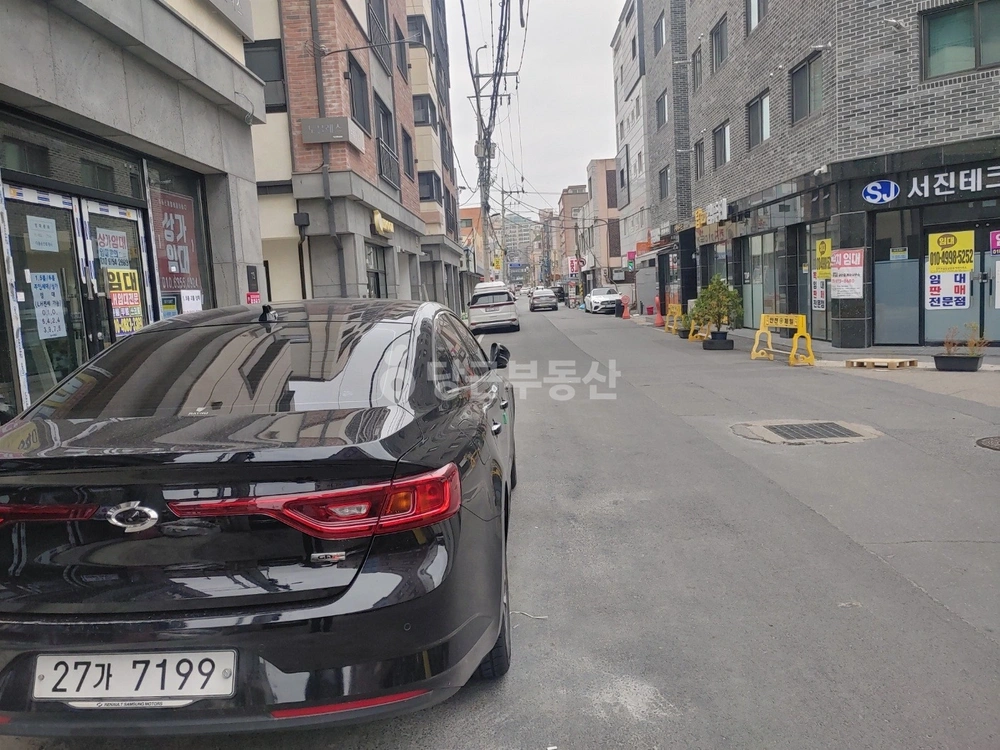 대전광역시 서구 탄방동 상가 사진 1