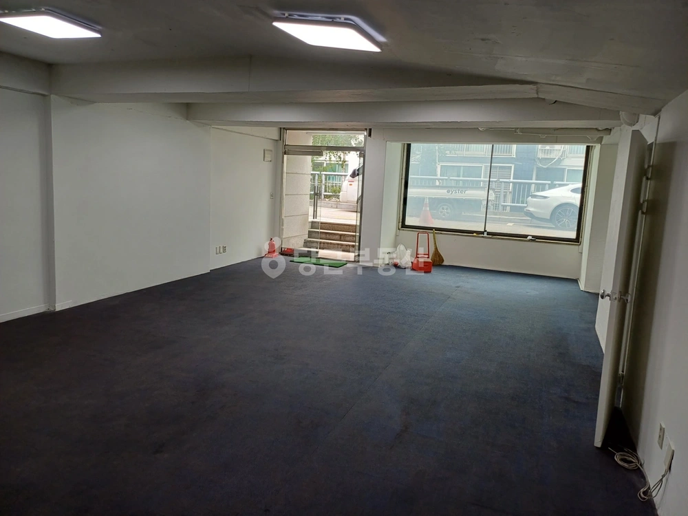 서울특별시 강남구 논현동 상가 사진 1