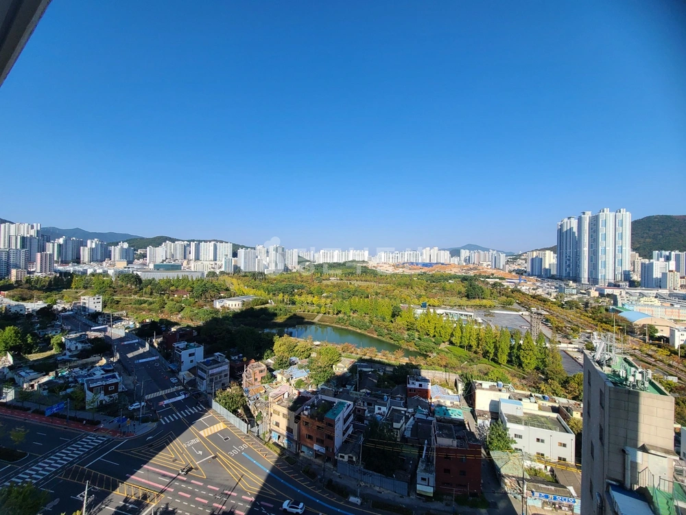 부산광역시 부산진구 부암동 아파트 사진 1