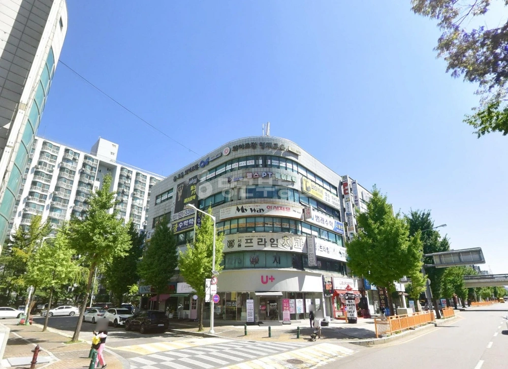 경기도 고양시 일산서구 일산동 상가 사진 1