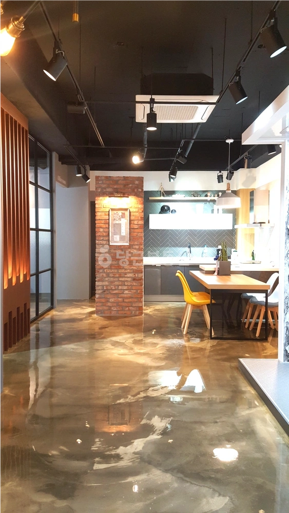 충청남도 천안시 서북구 불당동 상가 사진 1