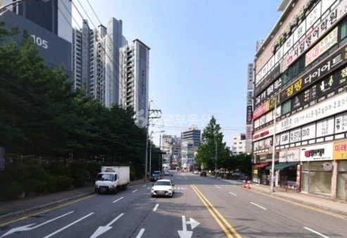 경기도 수원시 팔달구 우만동 상가 사진 1
