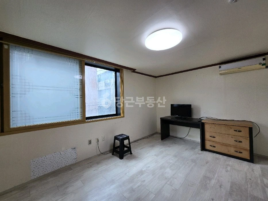대전광역시 서구 용문동 원룸 사진 1