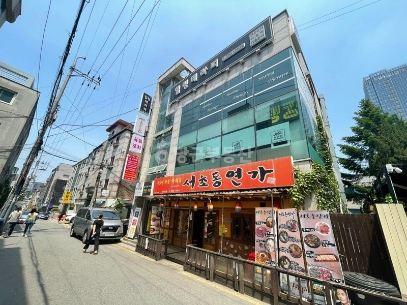 서울특별시 강남구 역삼동 상가 사진 1