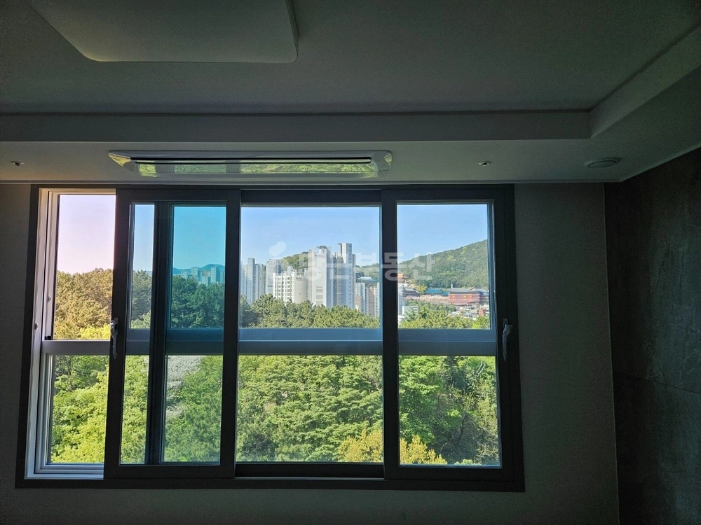 부산광역시 부산진구 초읍동 아파트 사진 1